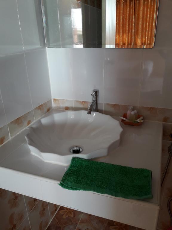 Chanakarn Guesthouse Sangkhla Buri Bagian luar foto