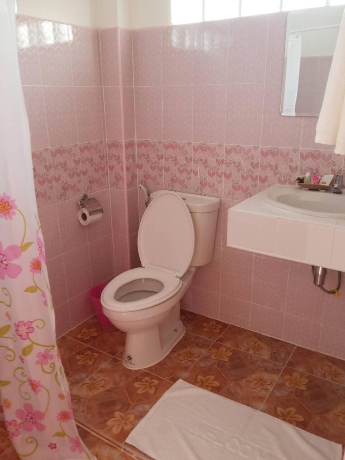 Chanakarn Guesthouse Sangkhla Buri Bagian luar foto