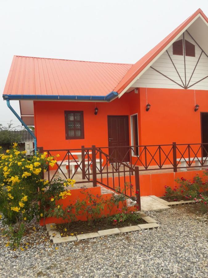 Chanakarn Guesthouse Sangkhla Buri Bagian luar foto